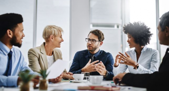 Babilou Family Teambesprechung